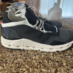 ONCLOUD cloud nova D00p -size 8 women’s